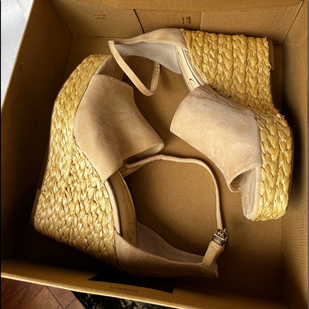 Jessica Simpson Women's SUELLA Sandal SAND DUNE SUEDE Platform Ankle Strap Wedge